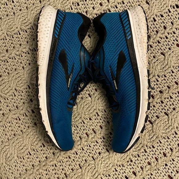 Brooks G7S‎ WW ADRENALLINE 20 DNA Loft Running Men 11M blue & black sneakers